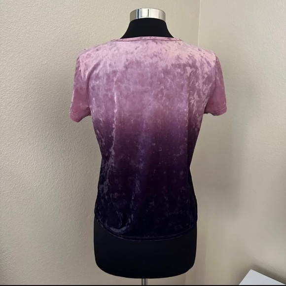 American Eagle Vintage Y2K halloween Pink Purple Ombré Velvet T
Shirt - Picture 5 of 10